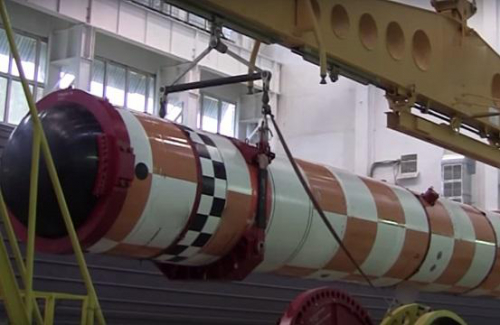 俄军今秋将测试“波塞冬”无人潜航器 可摧毁航母或海军基地