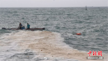 机器人水面救援不是梦？1对3“无压力”