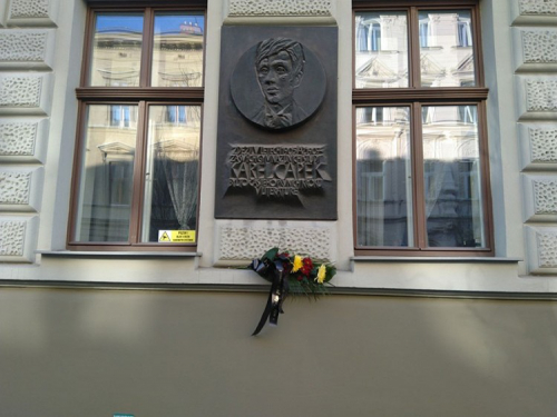 “机器人”一词今年正在庆祝其成立100周年