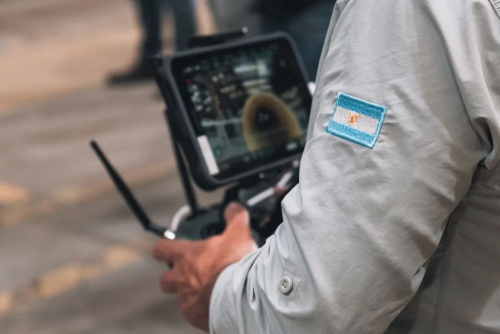 在工作现场如何使用无人机？无人机应用如何彻底改变业务呢？