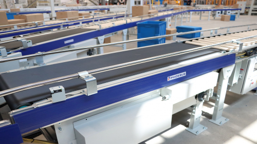 福玻斯：i-Conveyor 箱输送系统