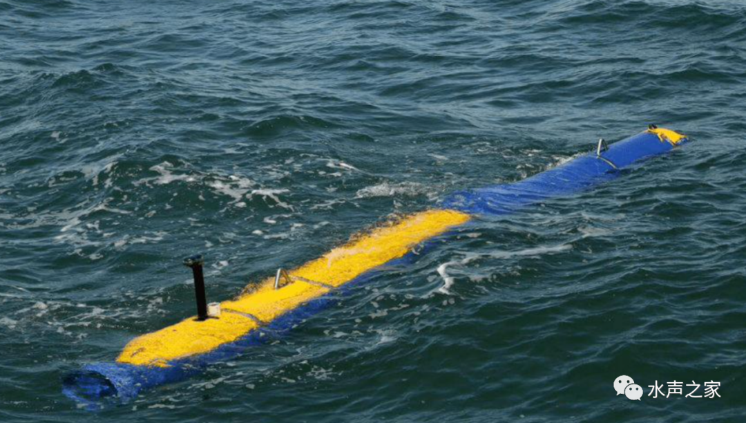 “刀鱼”水下无人潜航器
