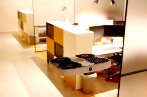 可在室内飞行，还能兼做保安！好用又好玩~