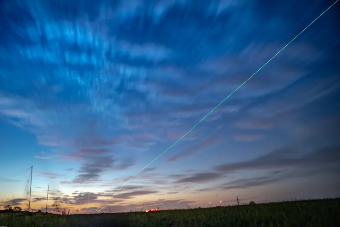 夜色中的绿光：“翼龙”-2H点亮生命通道！