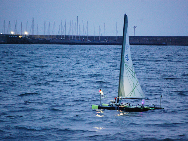 Everblue Technologies用帆船型无人机成功演示夜间导航