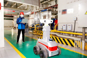 塔山发电公司：多场景智能巡检机器人“上岗”