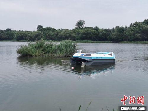 “安徽造”水面“清洁工”作业率超人工保洁船5倍以上