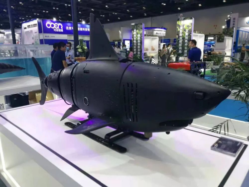 中国新型“机器鲨鱼”引关注，美媒喊话：我们的无人潜航器也有“秘密武器”