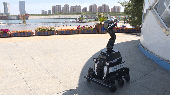 康巴什有了“机器人警察”！