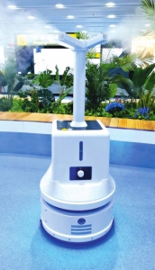 紫外线灯+超干喷雾！三亚机场上线智能消毒机器人