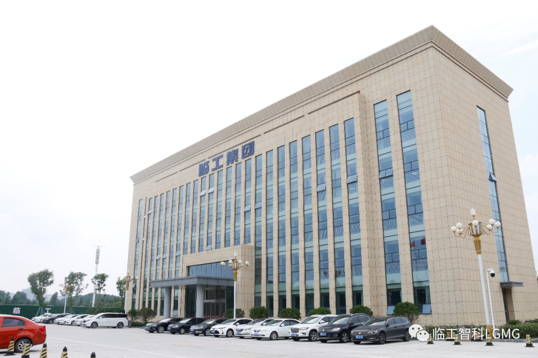 临工智科║双舵轮激光背负AGV研发试制成功