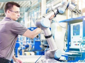 美国Formic Technologies公司为制造商提供低时薪的租赁工业机器人服务