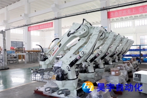 码垛机器人制造业纸板码垛应用