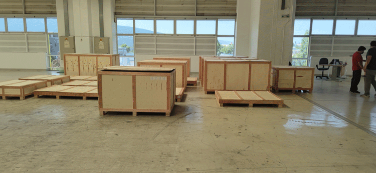 小黄人"入职"ELTA,助力希腊物流智能自动化