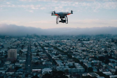 马来西亚警方：走私犯等利用无人机探察执法人员行踪，以便从事偷渡走私等罪行