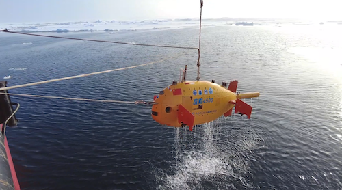 我国自主水下机器人 首次完成北极海底科考