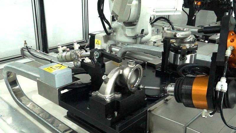 机器人去毛刺抛光机