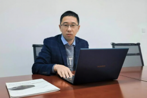 AI加速机器人换人--中国AGV网专访迈睿机器人总经理李卫君先生