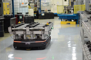 自主移动机器人让丹佛斯的工人专注于高价值的生产任务