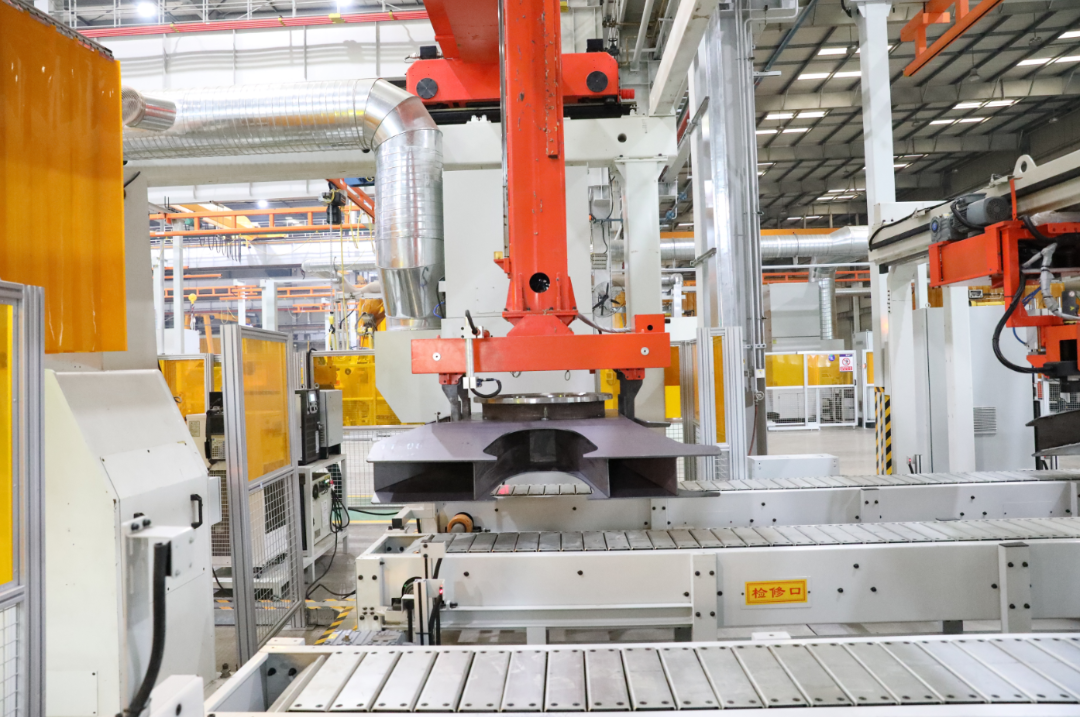 数字引领 智造未来 | 解锁柳工东部基地智能化生产线