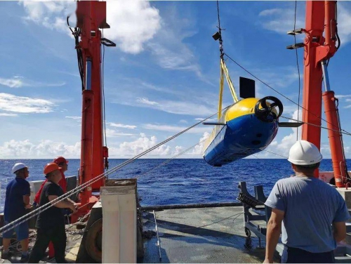 中国船舶“全海深无人自主潜航器"完成万米海试! 