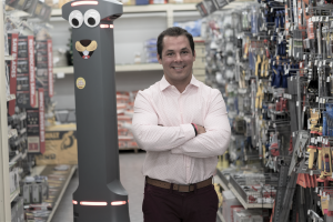 Badger货架扫描机器人入驻Busy Beaver