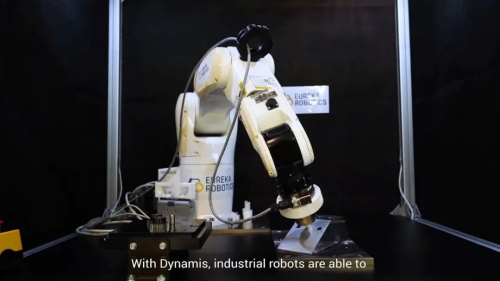 新软件使工业机器人达到接近人手的触摸灵敏度和精度