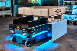 丹麦ROEQ公司全球销售总监Shermine：缩小自主移动机器人部署设备的知识差距