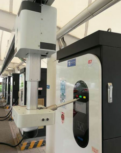 方智  轨道式巡检机器人