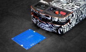 SAFELOG 为新一代 AGV 配备无线电源作为标准