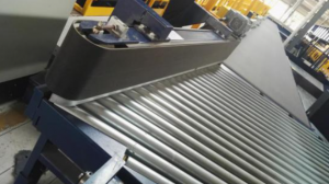 德沃尔 摆臂式分拣机