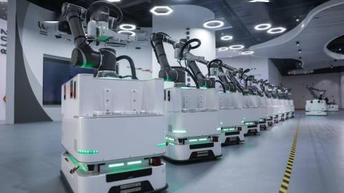 优艾智合机器人：构筑智能工厂物流脉搏