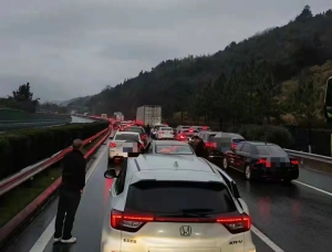 人在囧途，谁来拯救疲惫不堪的驾驶员？