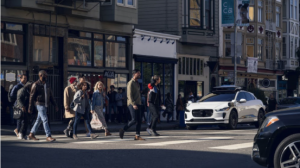 Cruise，Waymo 现在可以为 SF 自动驾驶出租车收费