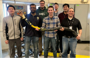 GE 的 Pipe-worm 机器人清理、绘制管道网络