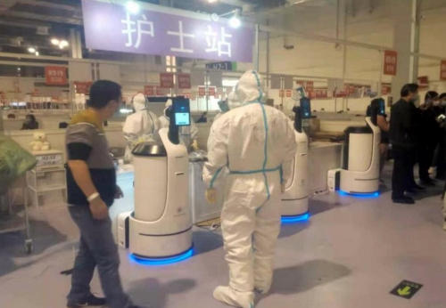 机器人火速进驻，世博方舱添 24 小时在岗“生力军”