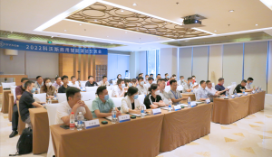 千平场景清洁优解，科沃斯发布新款商用清洁机器人程犀