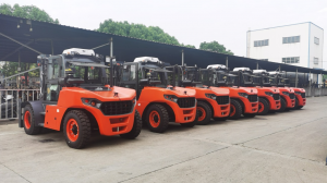 重载表率 | 林德8吨至10吨液力变矩内燃平衡重叉车升级来袭