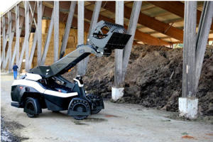 法国畜牧场自动搬运机器人Loadix首秀SIMA