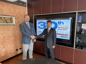 Tiesse与川崎机器人庆祝跨越30年的战略联盟合作