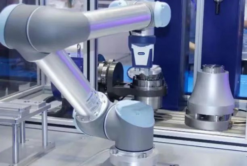 2023年中国协作机器人发展趋势