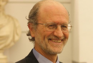 行业权威保罗·达里奥 (Paolo Dario) 如是说：“我们是世界的领导者，我们专注并投资机器人。”