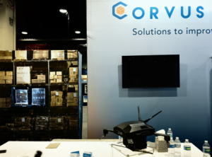 Corvus Robotics 在 ProMat 2023 展示利用室内无人机帮助仓库跟踪库存