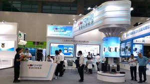 爱普拉携AGV智能充电桩系列新品及锂电充电机等产品闪耀广州物流展！