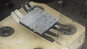 波兰科学家开发微型履带式机器人