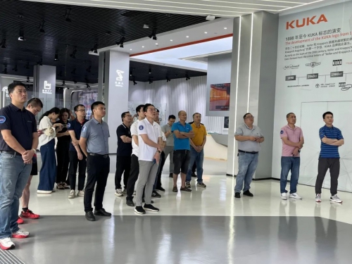 实探库卡顺德园区，解锁智能物流落地方案——多行业制造企业代表莅临库卡顺德园区参访交流