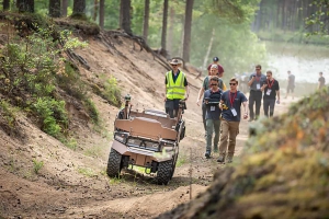 爱沙尼亚训练地面自主军事机器人为未来战争进行准备