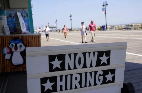 快仓QuickBin解决方案：欧洲企业的夏休神器