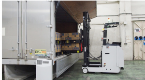 Rapyuta宣布其AGV新功能--实现了从卡车的自动卸货