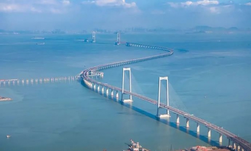 多项行业首创 | 14台国自智能巡检机器人助力深中通道顺利通车